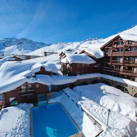 Hôtel Village Montana by Les Etincelles-3