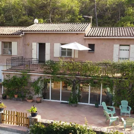 Natur & Jasmin Chambres D'Hotes Naturistes En Provence-3