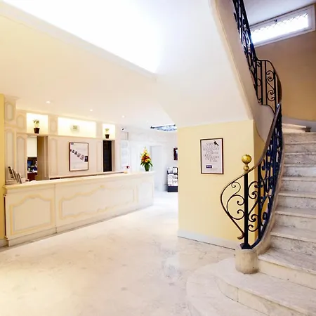 Le Royal-3
