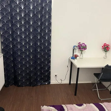 Chambre Partage 15Mn Cdg 25Mn Paris-3