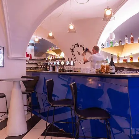 The Originals Boutique Hotel Le Lion Clermont-Ferrand-2
