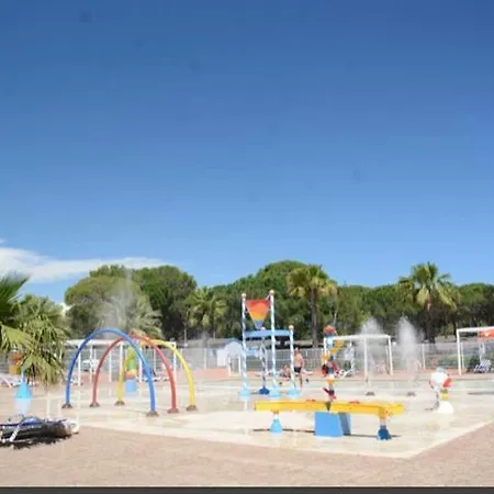Mobilhome 6 personnes Camping Oasis Village 5 étoiles-3