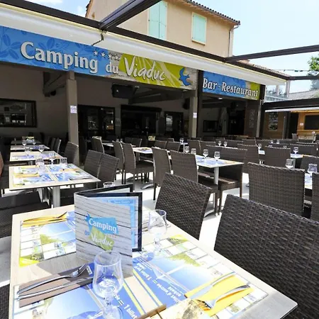 Mobil Home XXL 4 chambres - Camping Le Viaduc-2