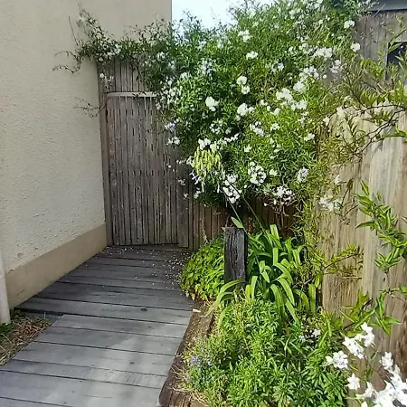 Chambre Avec Terrasse Chez Anne-3