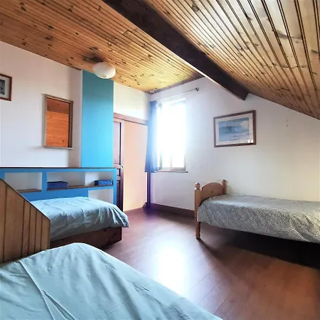 Surfworx Lodge-3