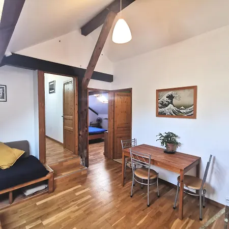 Surfworx Lodge-2