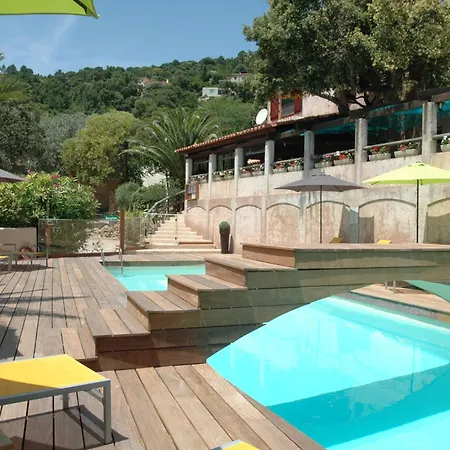 Bungalows Du Maquis-3