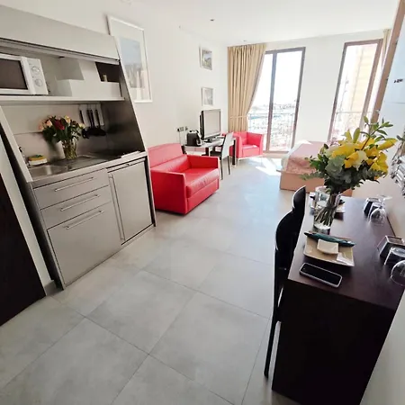 Cassis Loc - Chambre Meublee-2
