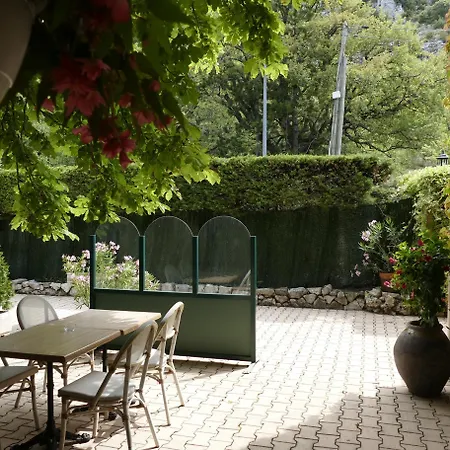Le Bosquet-3