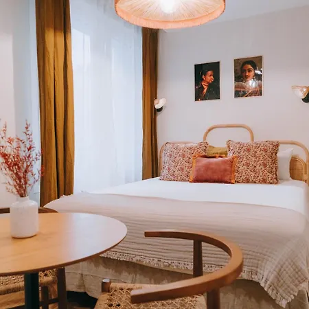 Apparts' Rennes BnB Solferino-3