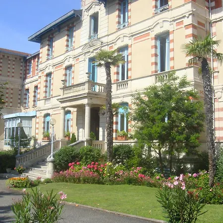 Residence De Tourisme Vacances Bleues Villa Regina-2
