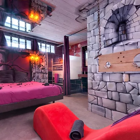 Chambre Marquis De Sade-2