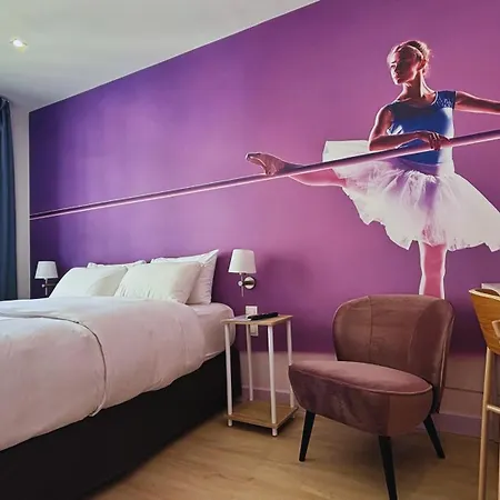 Glam'S Hotel-3