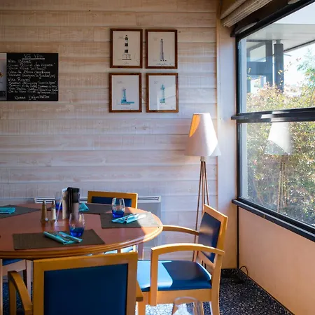 Brit Hotel Saint Malo – Le Transat-2