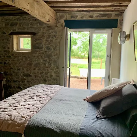 Domaine d'AROMM - Chambres d'hotes&gites - Piscine, Etangs&Animaux - Au calme-3