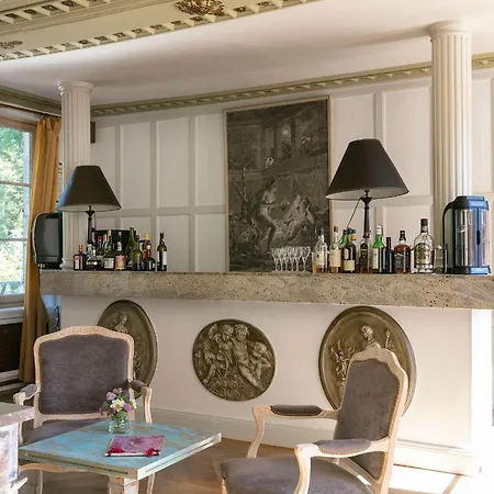 Hostellerie Du Château Les Muids-3