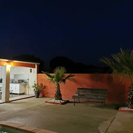 Villa Elegante A Carcassonne Avec Jardin Et Jacuzzi-3