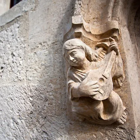 Les Trois Maillets, Monument Historique-2