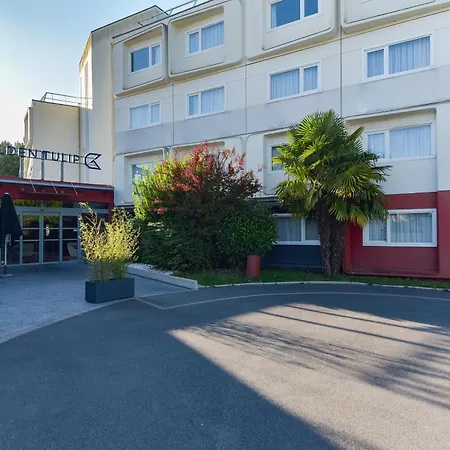Golden Tulip Roissy Saint Witz-3