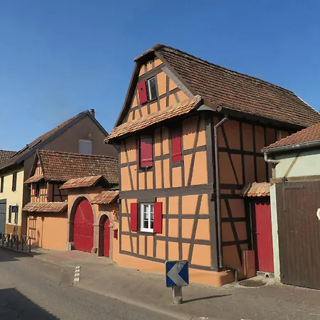 La Cour Des Amis-3