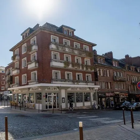 BRIT HOTEL PRIVILEGE LISIEUX - La Villa des Arts-3