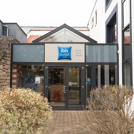 Hotel Ibis Budget Rennes Cesson-2