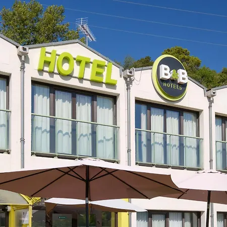 B&B HOTEL Villeneuve Loubet Village-3