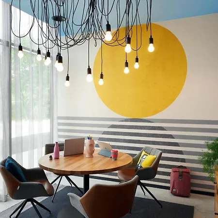 Moxy Antibes Sophia Antipolis-3