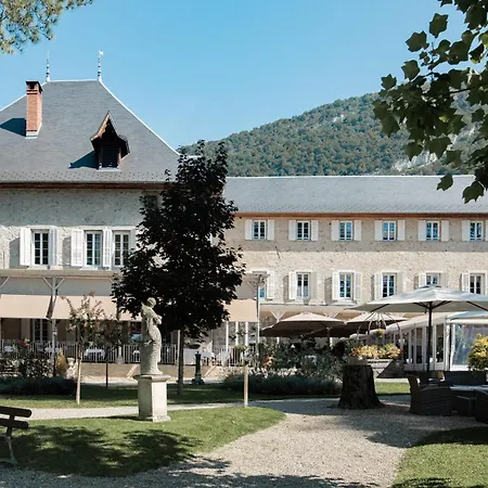 Château des Comtes de Challes-3