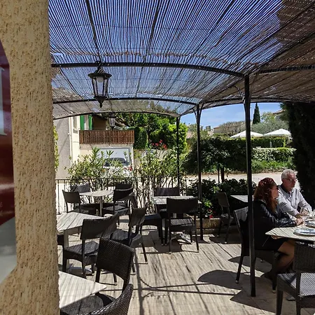 Hôtel Le Pradet-3