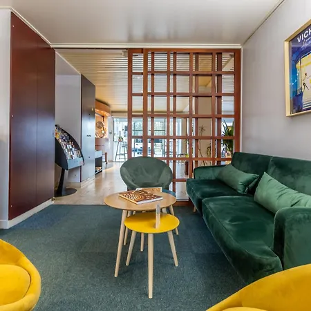 Brit Hotel Le Parc Vichy-2