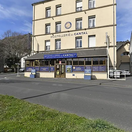 HOSTELLERIE du CANTAL-3