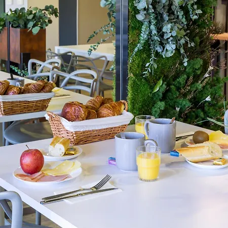 Sure Hotel by Best Western Saint-Amand-Les-Eaux-3