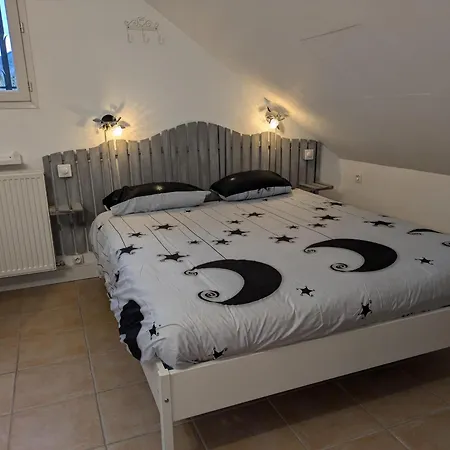 La Tulipe ****-3