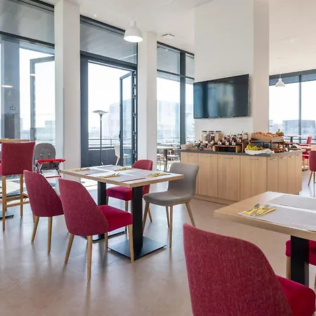 Appart'Hotel Odalys City - Nantes Cite Des Congres-2