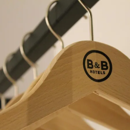 B&B HOTEL Toulouse Cité de l'Espace Mouchotte-2