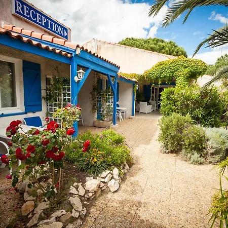 Hotel Des 4 Vents-3