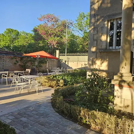 Chambres d'Hôtes Côté Parc-Côté Jardin-3