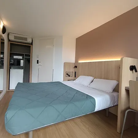 The Originals Access, Hôtel Recouvrance Saintes Ouest (P'tit Dej-Hotel)-2