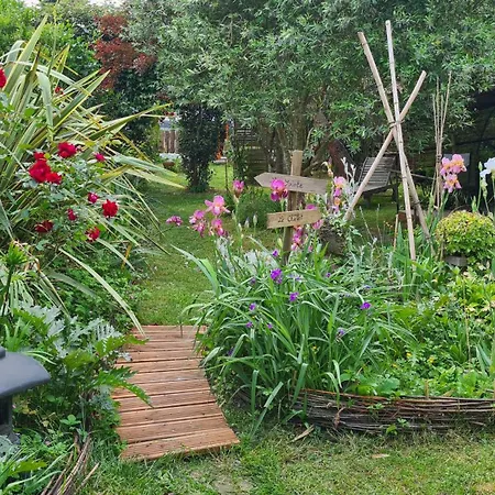 Le chalet du Jardin caché-3