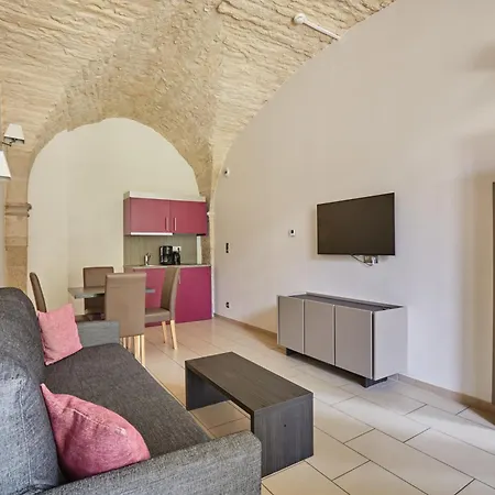 Appart'Hotel Odalys City - Dijon Centre Les Cordeliers-3