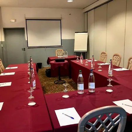 Logis Hotel Les Colonnes Strasbourg Zenith-3