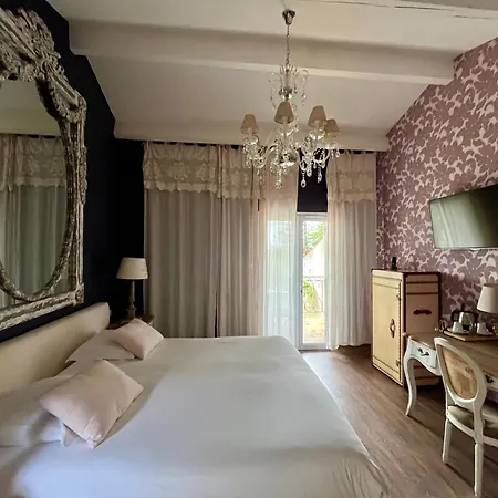 Hôtel des Pins-3