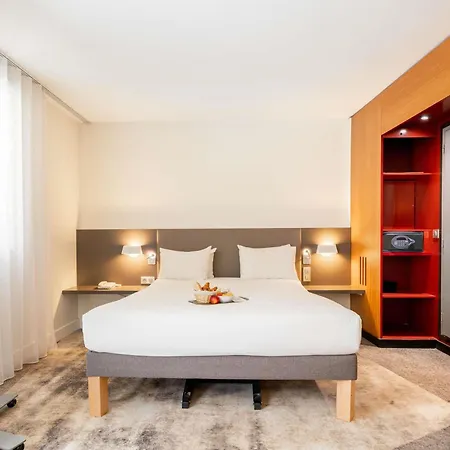 Novotel Suites Cannes Centre-2