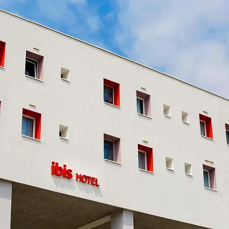 ibis Lorient Centre Gare-2