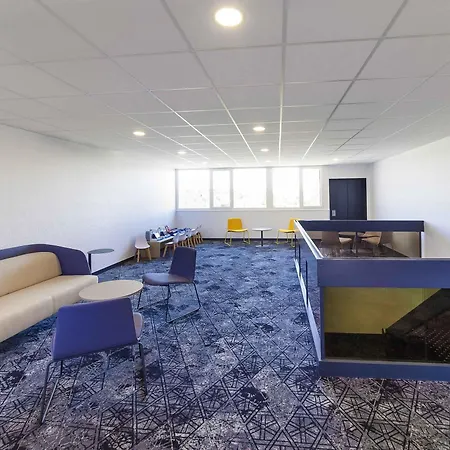 ibis Styles Poitiers Nord-3