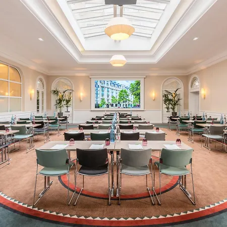 Holiday Inn Paris - Gare de Lyon Bastille by IHG-3
