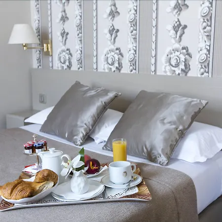 Hotel La Residence Du Berry-3