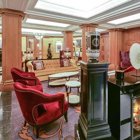 Maison Astor Paris, Curio Collection By Hilton-2