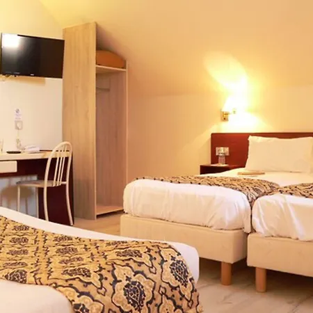 Hotel Moderne-3
